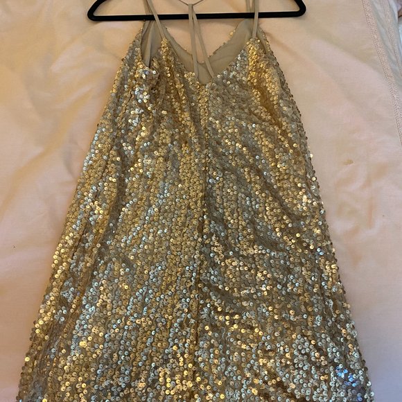 Gold Sequin Party Dress - Picture 4 of 4